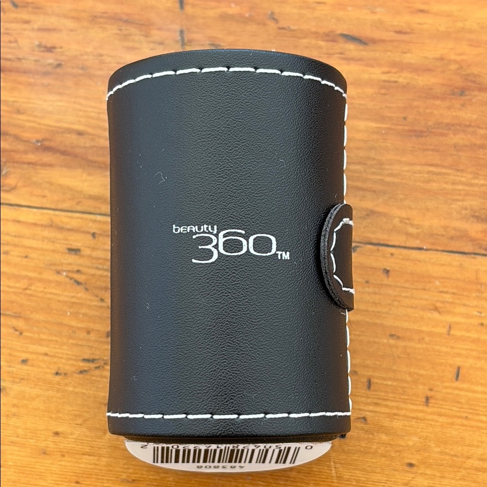 Beauty 360 NWT | Kabuki Brush with Black Leather Case - Picture 10 of 11